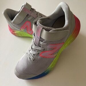New Balance Fresh Foam Arishi Gray Rainbow Sneakers